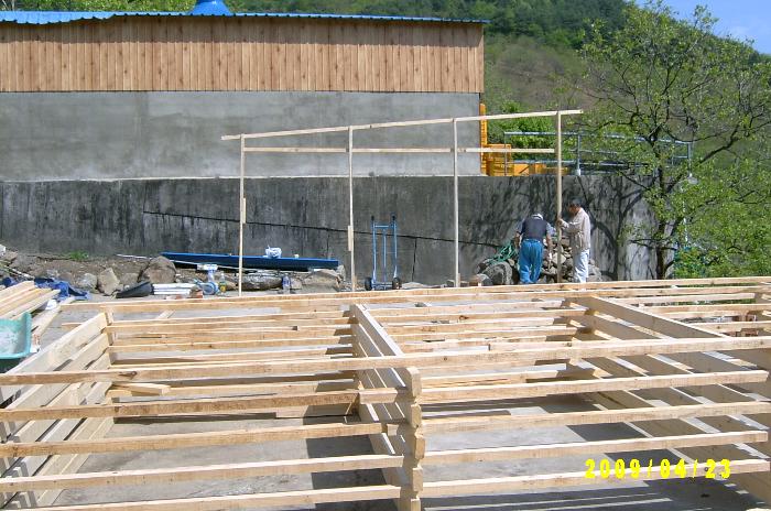 persimmon house002.JPG