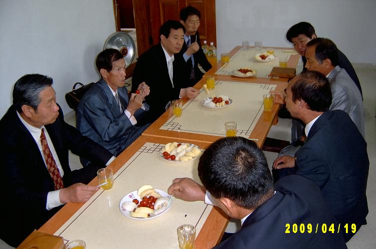 Visiting elders003.JPG