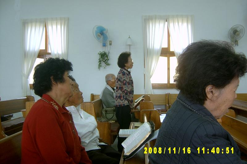 Holy communion004.JPG